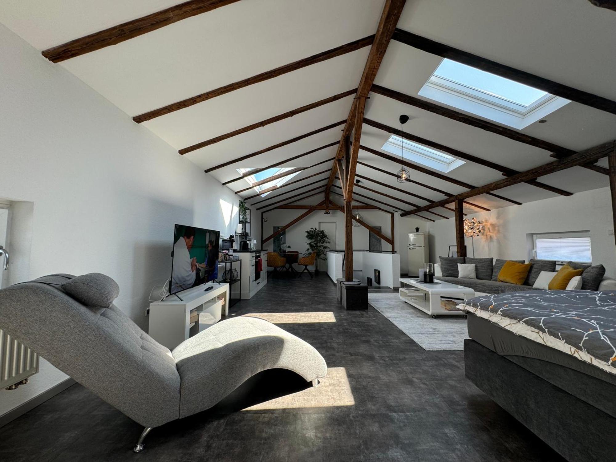 Апартаменты Gleis 13 - The Loft Im Ehemaligen Lokschuppen Бюккебург Экстерьер фото