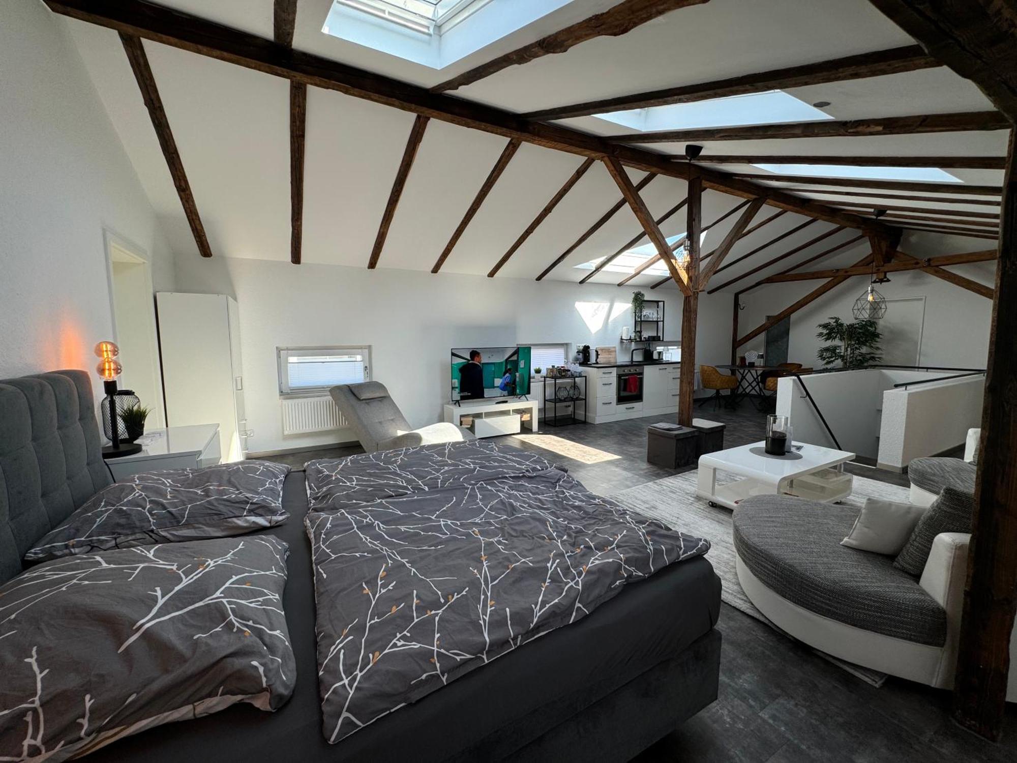 Апартаменты Gleis 13 - The Loft Im Ehemaligen Lokschuppen Бюккебург Экстерьер фото